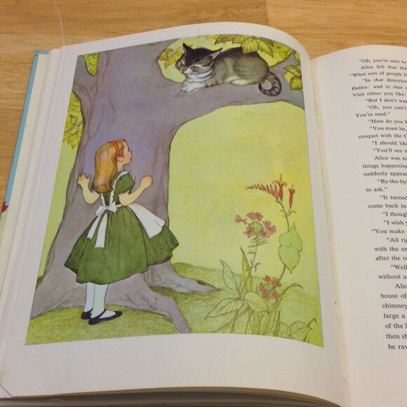 Vintage Peter Pan and Alice in Wonderland book - Picture 10 of 16